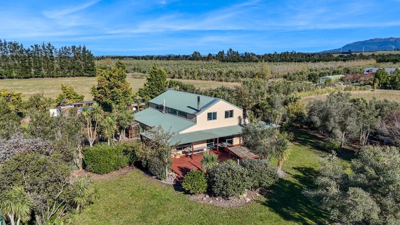301 Georges Road, Glasnevin, Amberley - Carousel 1