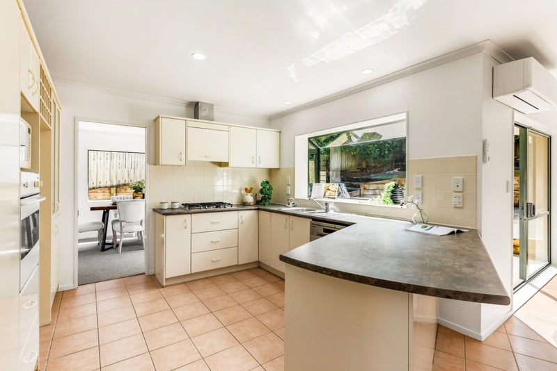 7 Keenagh Rise, Dannemora, Auckland - Carousel 2