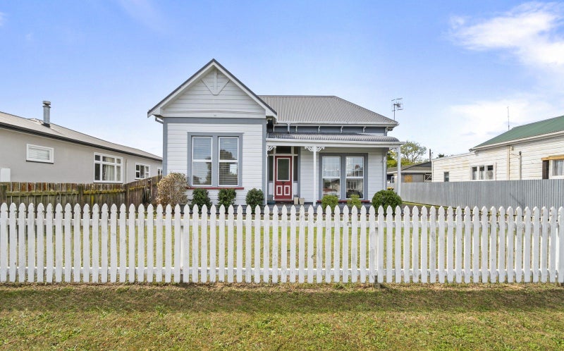 13 Derby Street, Feilding, Feilding - Carousel 1
