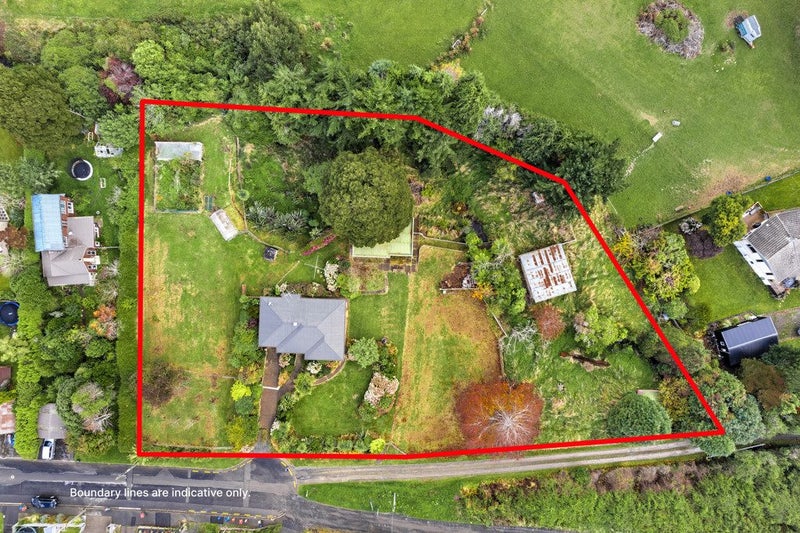 103 Hall Road, Sawyers Bay, Port Chalmers - Carousel 29