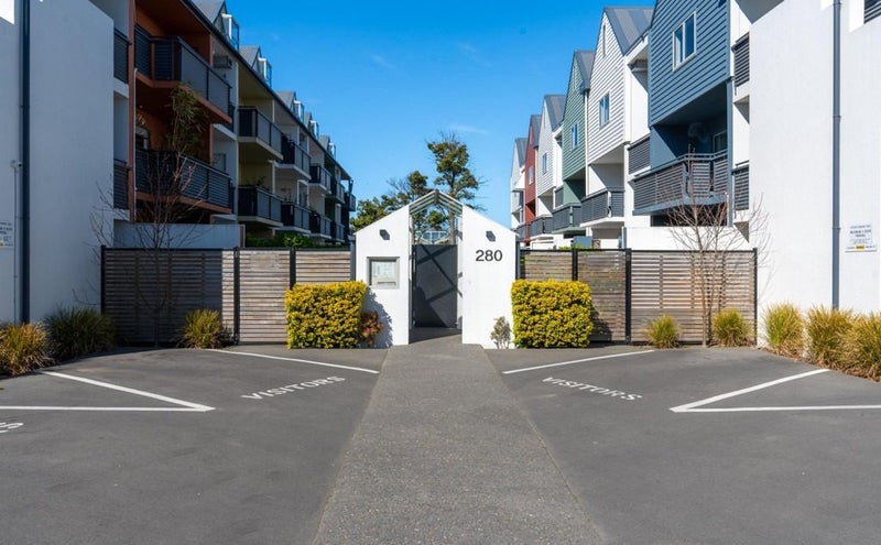 4/280 Bealey Avenue, Christchurch Central, Christchurch - Carousel 1