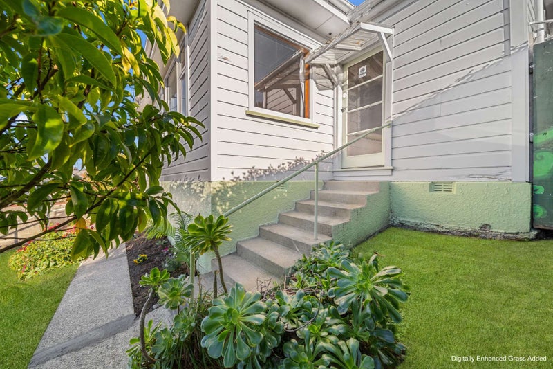 22B Hull Street, South Hill, Oamaru - Carousel 2