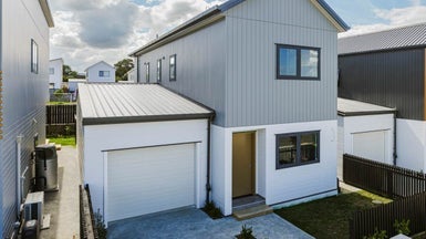 46 Farranfore Road, Ōpaheke, Papakura - Carousel 1