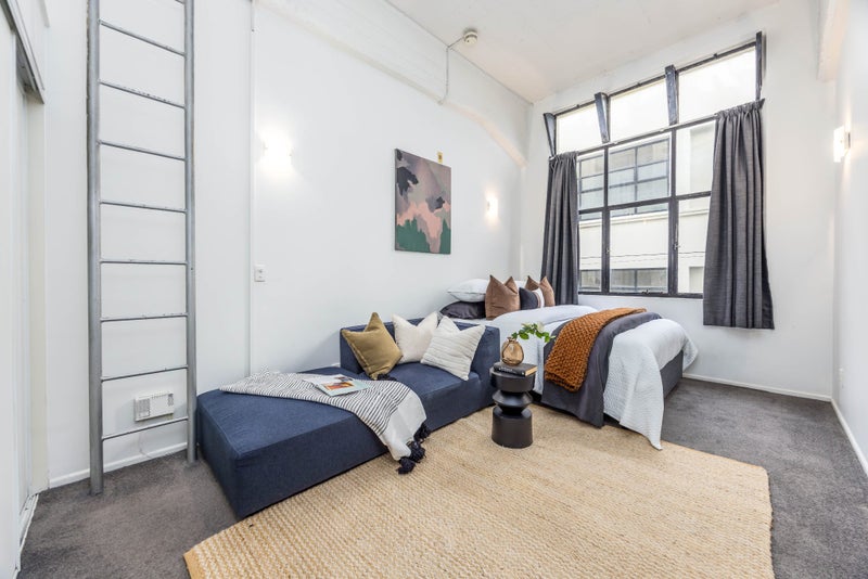 2F/11 Durham Street East, Auckland Central, Auckland - Carousel 1