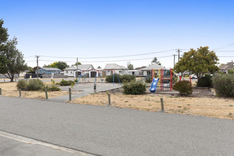 30 Cuffs Road, Wainoni, Christchurch - Carousel 17
