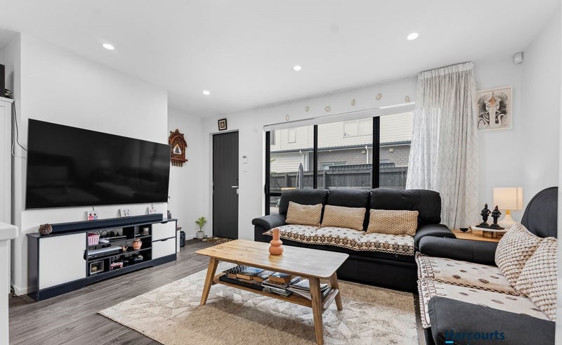 27E Busby Street, Blockhouse Bay, Auckland City, Auckland - Carousel 1