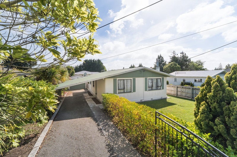 30 Mill Street, Marton - Carousel 1