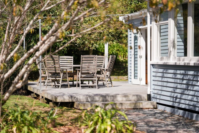 24 Queens Road, Waikanae Beach, Waikanae - Carousel 1