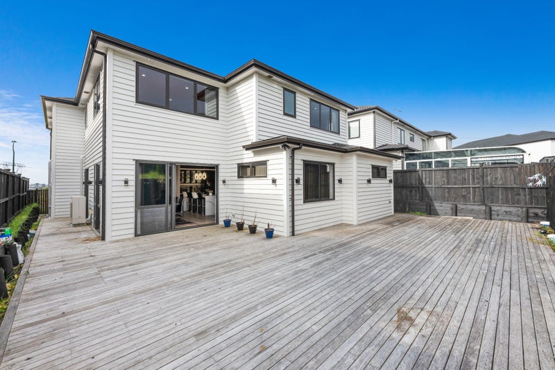 82 Charlestown Drive, Flat Bush, Auckland - Carousel 2