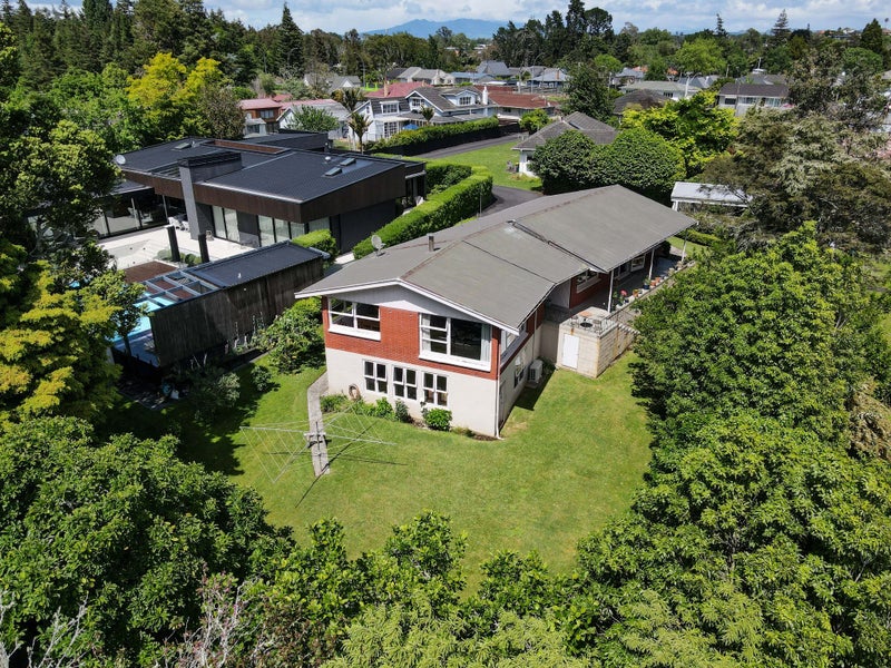 386 Ulster Street, Beerescourt, Hamilton - Carousel 1