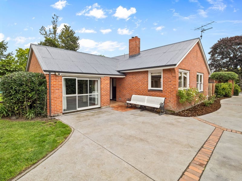 69 Racecourse Road, Allenton, Ashburton - Carousel 1