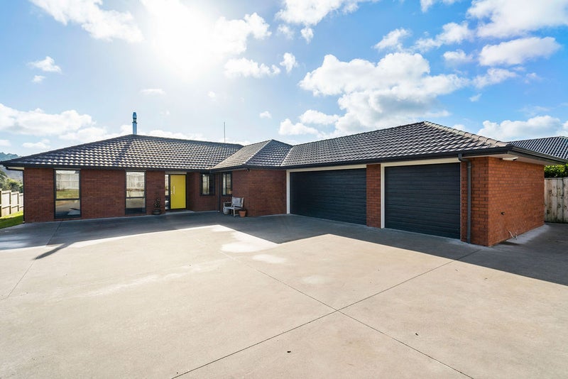5 George Street, Mangere East, Auckland - Carousel 1
