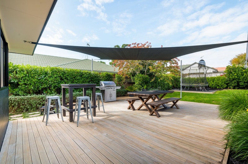 62 Discovery Drive, Flagstaff, Hamilton - Carousel 2
