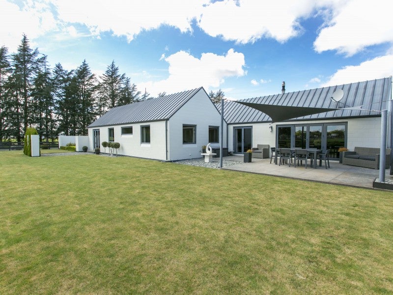 39 Hinds Highway, Tinwald, Ashburton - Carousel 26