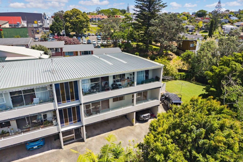 7/34 Uxbridge Road, Howick, Auckland - Carousel 1