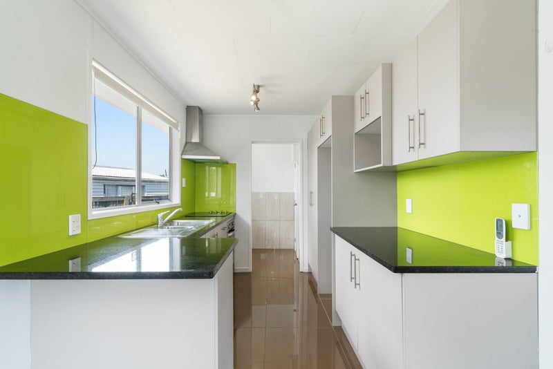 58 Sharland Avenue, Manurewa, Auckland - Carousel 2