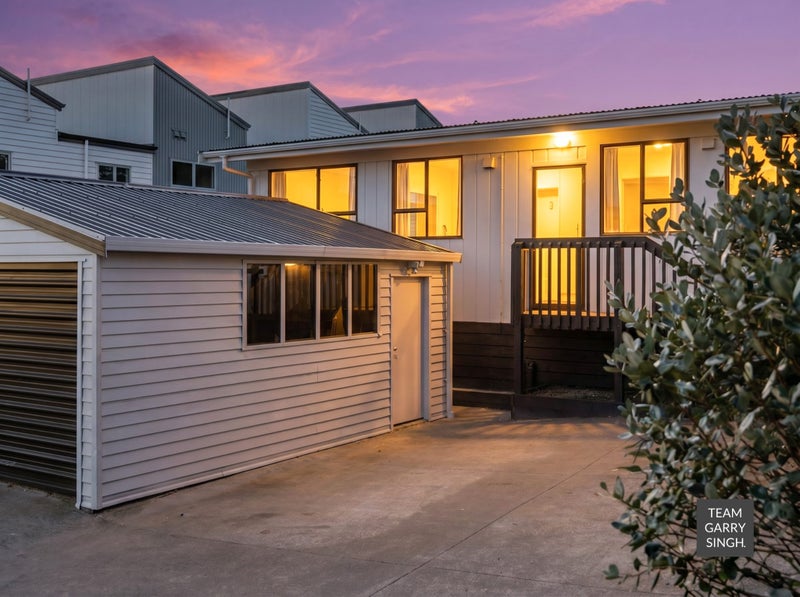 90 Alfriston Road, Manurewa East, Manukau City, Auckland - Carousel 18