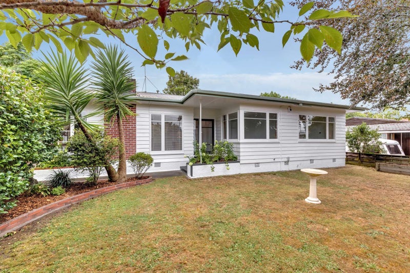 6 Trent Avenue, Hokowhitu, Palmerston North - Carousel 2