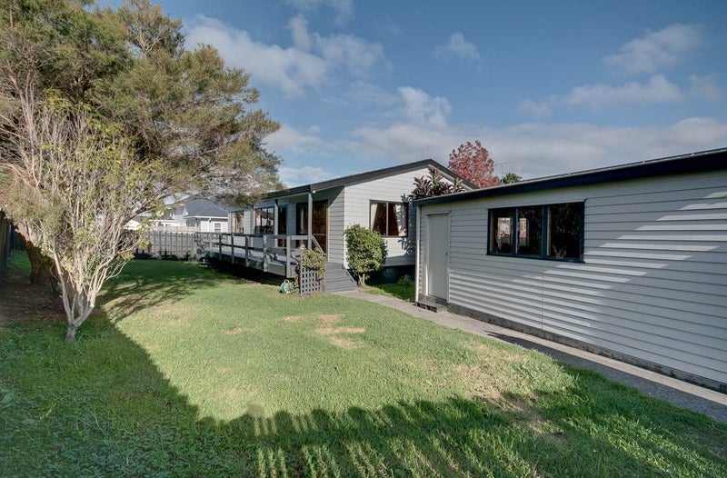 29A Addison Drive, Glendene, Auckland - Carousel 1