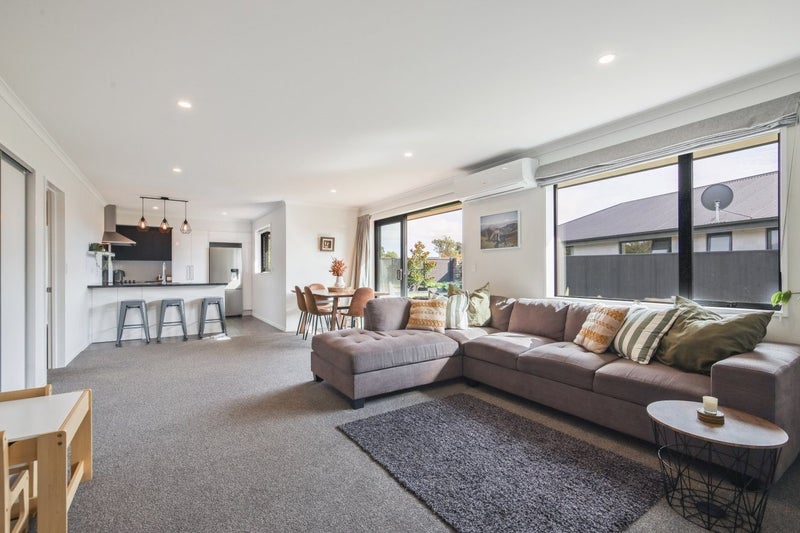 24 John Raven Lane, Woodend, Woodend - Carousel 2