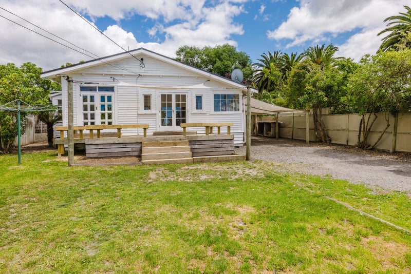 86 Porangahau Road, Waipukurau, Waipukurau - Carousel 1