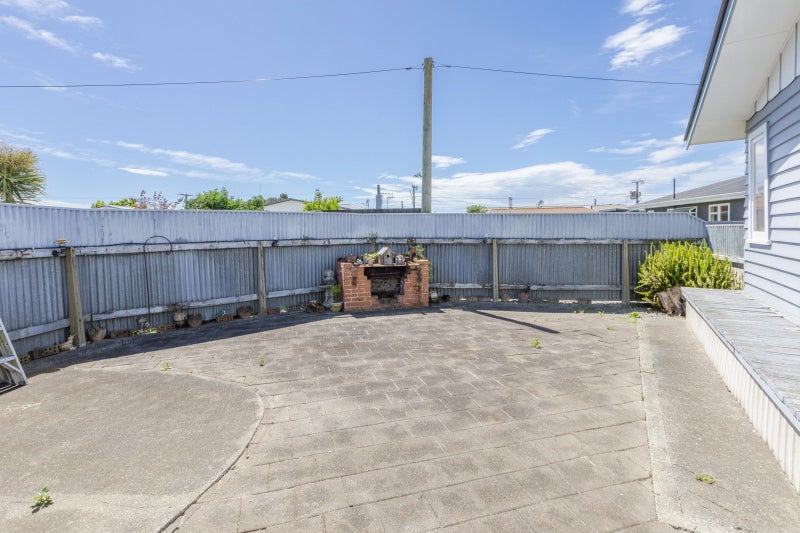 8 Dick Place, Onekawa, Napier - Carousel 16
