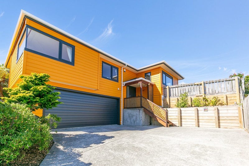 15B Dargle Way, Island Bay, Wellington - Carousel 1