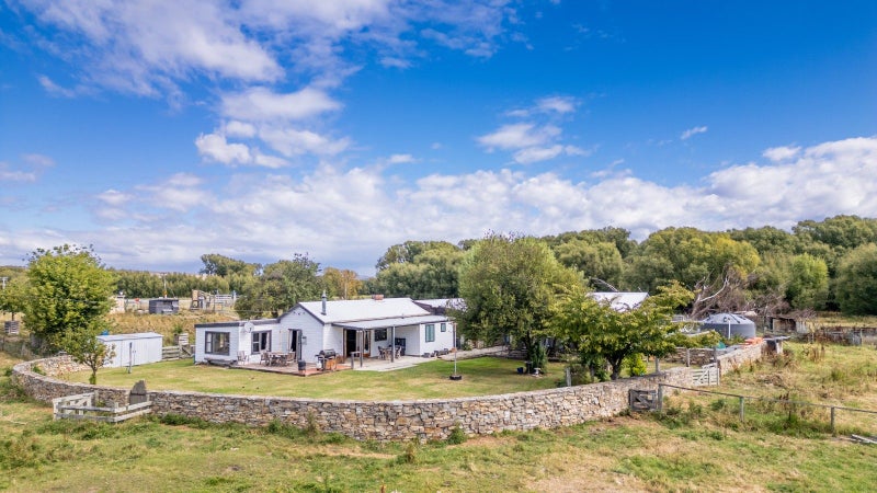 3651 Becks-Lauder Road, Becks, Omakau - Carousel 2