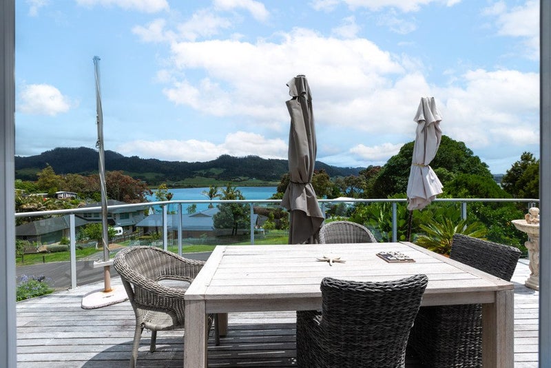 12 Moana Drive, Tanners Point, Katikati - Carousel 2