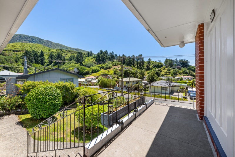 38 South Terrace, Picton - Carousel 2
