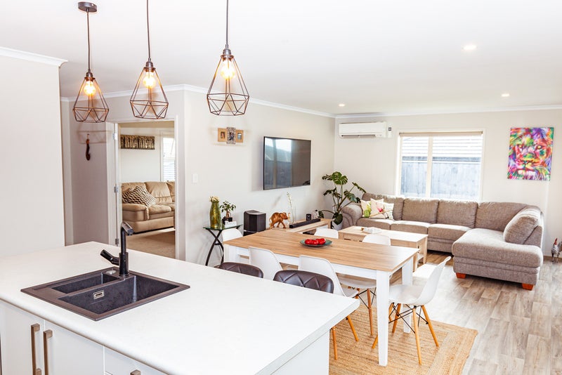 15 Magnolia Crescent, Tawhero, Whanganui - Carousel 2