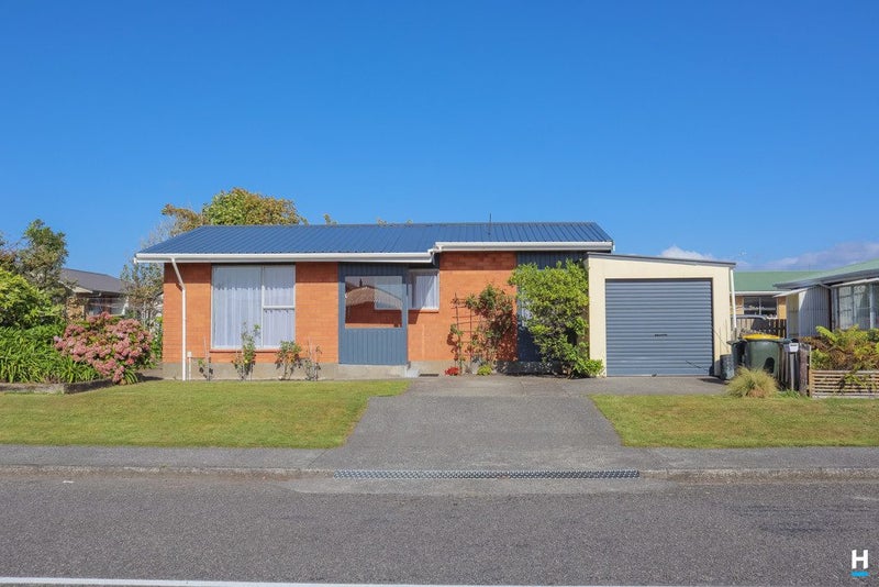 112 Bealey Street, Hokitika - Carousel 30