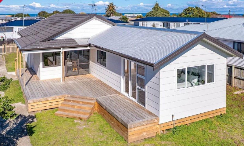 4 Kupe Place, Castlecliff, Whanganui - Carousel 1