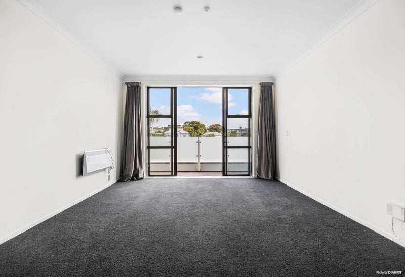 309/3 Morningside Drive, St Lukes, Auckland - Carousel 1