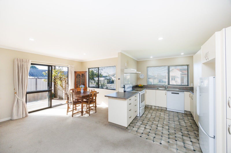 24 King Street, Feilding, Feilding - Carousel 2