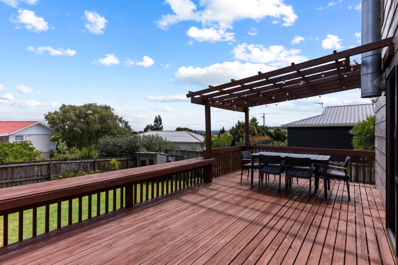 2/292 Rangatira Road, Beach Haven, Auckland - Carousel 2