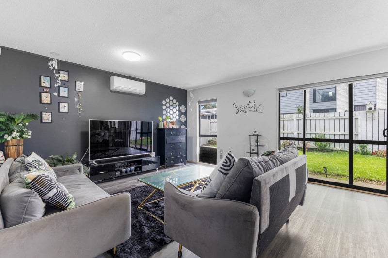 2/45 Jellicoe Road, Manurewa, Auckland - Carousel 2