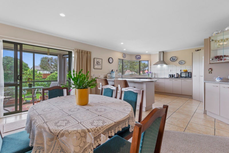 53 Duke Street, Levin, Levin - Carousel 2