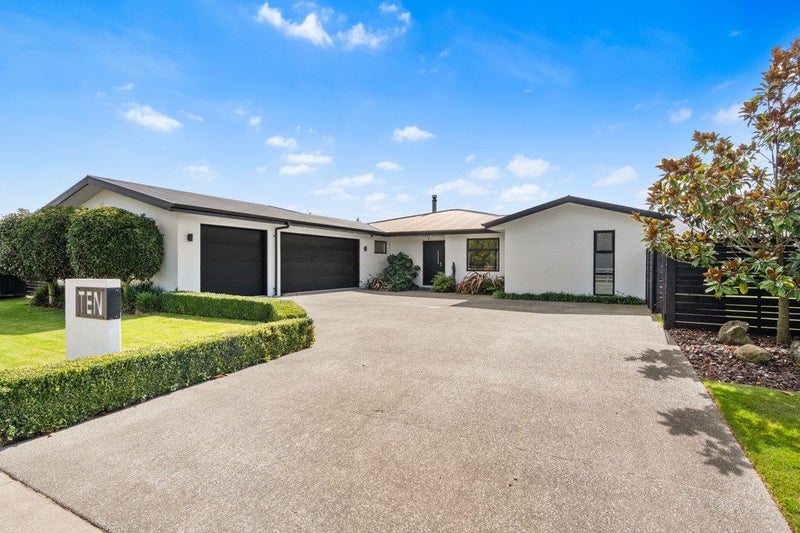 10 Dunlop Crescent, Rolleston, Rolleston - Carousel 1