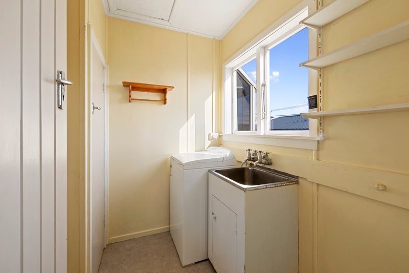 1 Barry Street, Ferndale, New Plymouth - Carousel 12