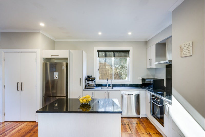 28 Havelock Road, Hospital Hill, Napier - Carousel 1
