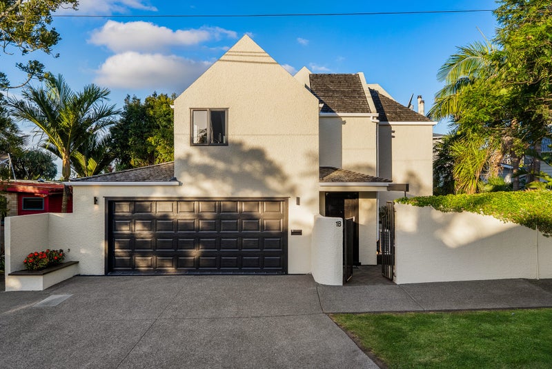 1B Kotare Avenue, Westmere, Auckland - Carousel 1