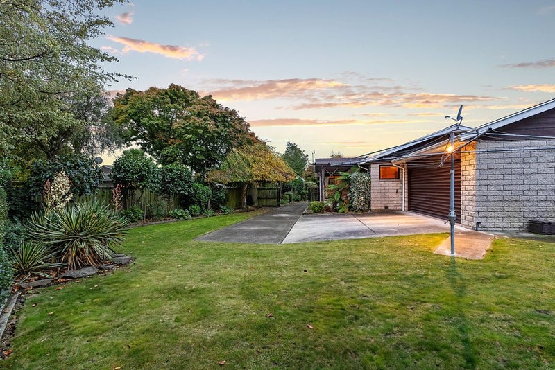 17 Wyatt Place, Russley, Christchurch - Carousel 20