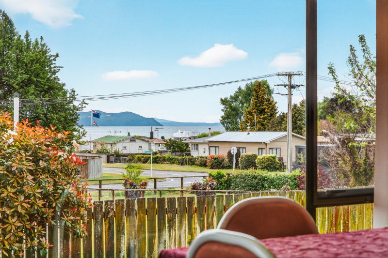 3 Te Moho Street, Motuoapa, Motuoapa - Carousel 1