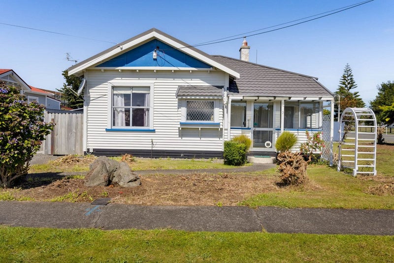 2 Argyle Street, Hawera, Hawera - Carousel 2