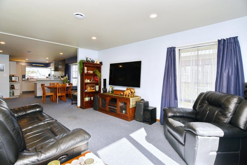 8B Kingsbury Avenue, Rangiora, Rangiora - Carousel 2