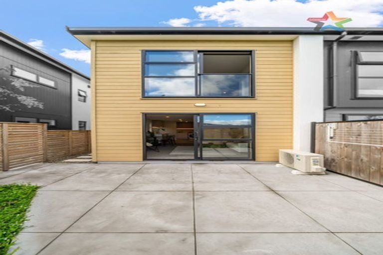 25 The Strand,  Te Ara O Papatahi,, Wainuiomata, Lower Hutt, Wellington - Carousel 2