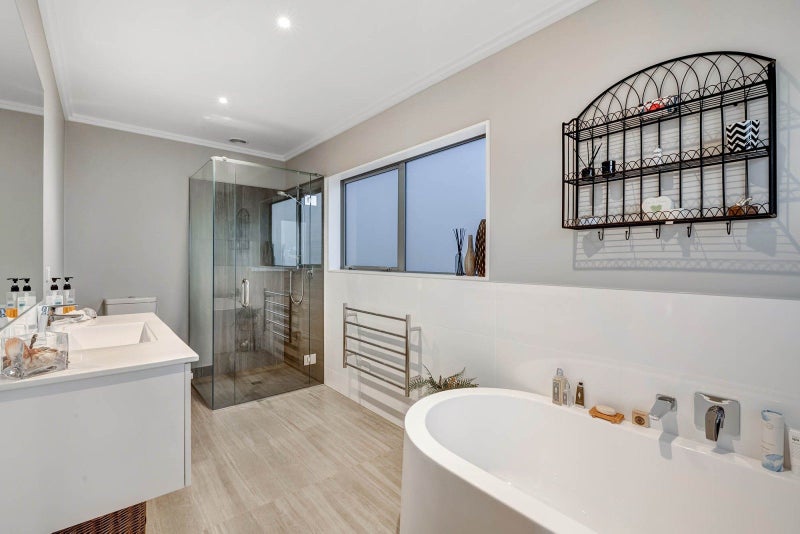 16 Kingfisher Road, Silverdale, Silverdale - Carousel 21