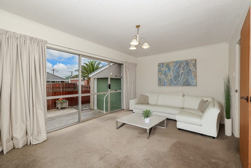 4C New Street, Saint Kilda, Dunedin - Carousel 2