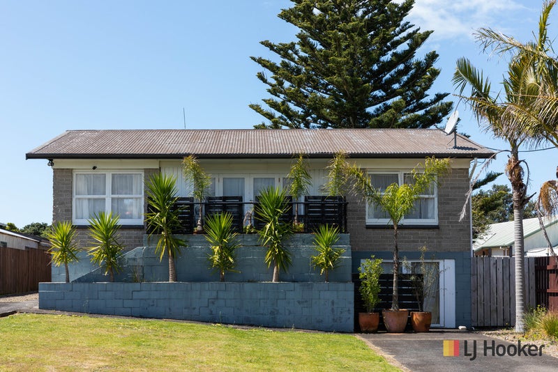 411 Seaforth Road, Bowentown, Waihi Beach - Carousel 1